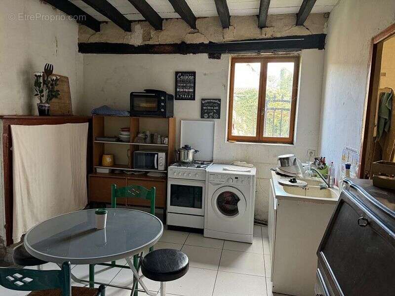 Maison 94 m² à Pont-Sur-Yonne  - photo 4