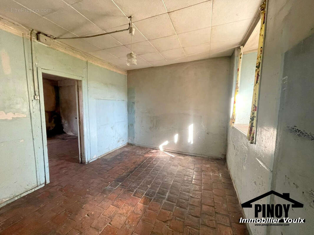 Maison à LORREZ-LE-BOCAGE-PREAUX