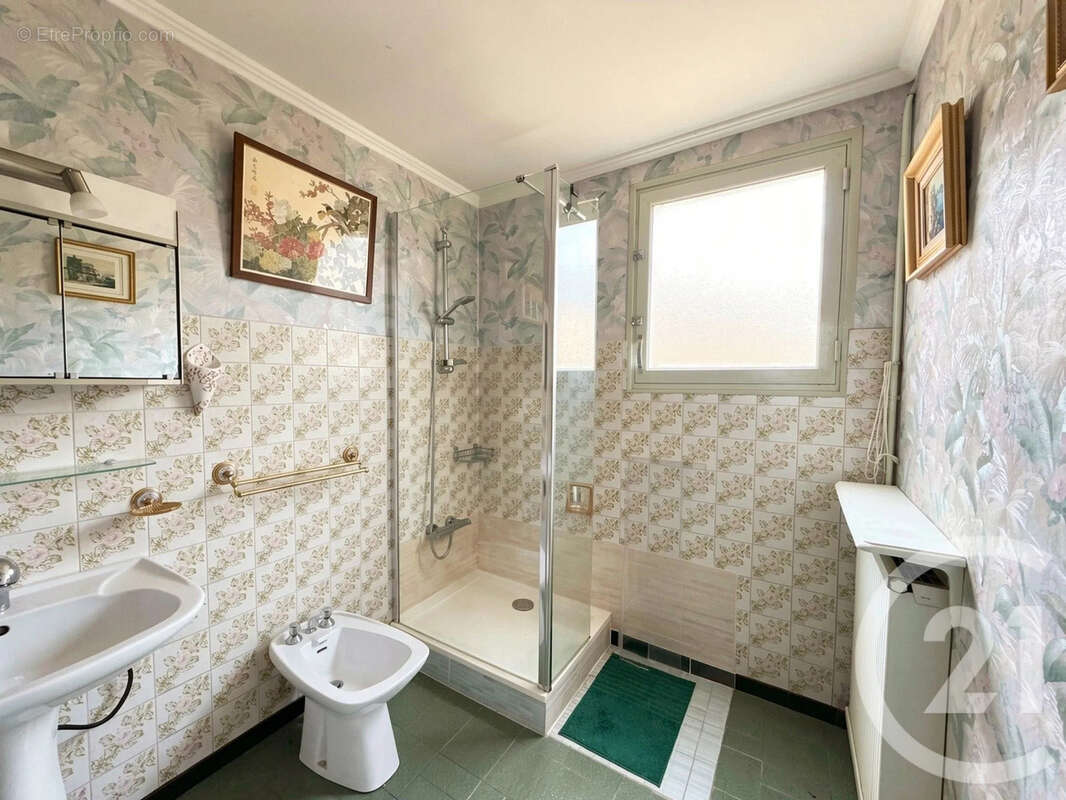 Maison 83 m² à Begles  - photo 8
