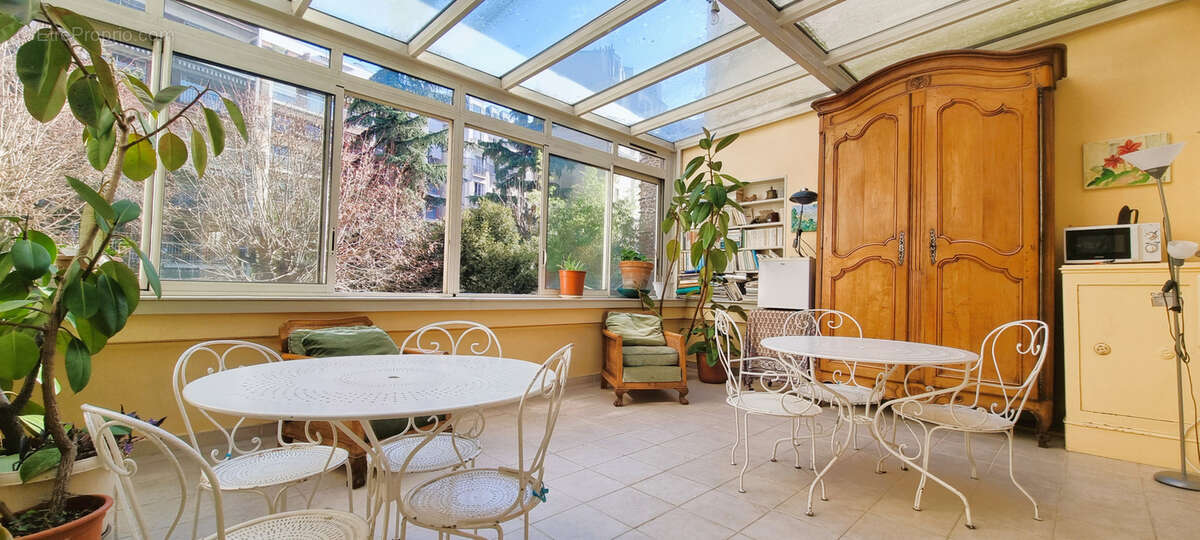 Maison à PARIS-15E