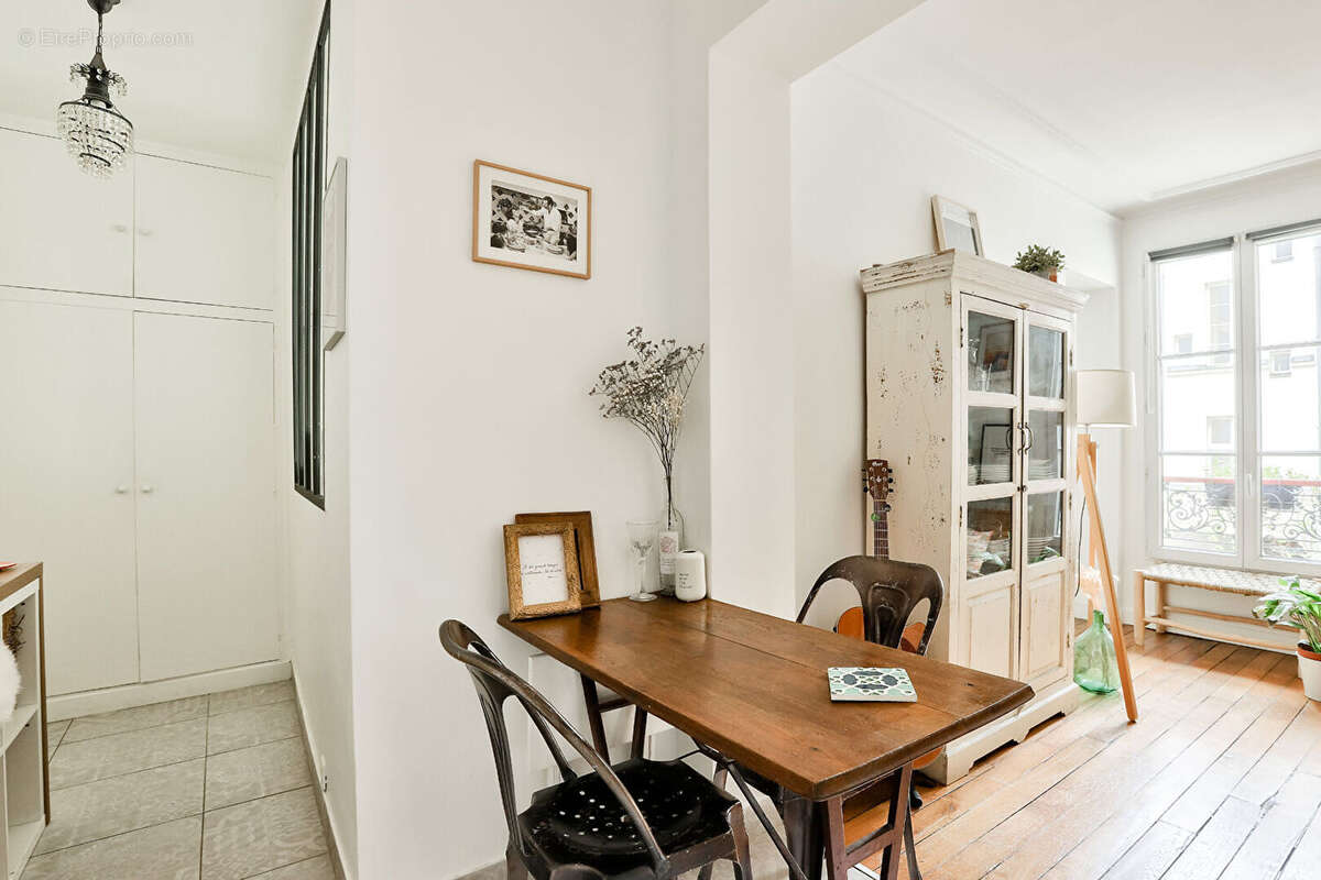 Appartement à PARIS-11E