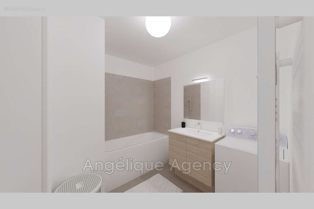 Appartement à ROQUEFORT-LES-PINS