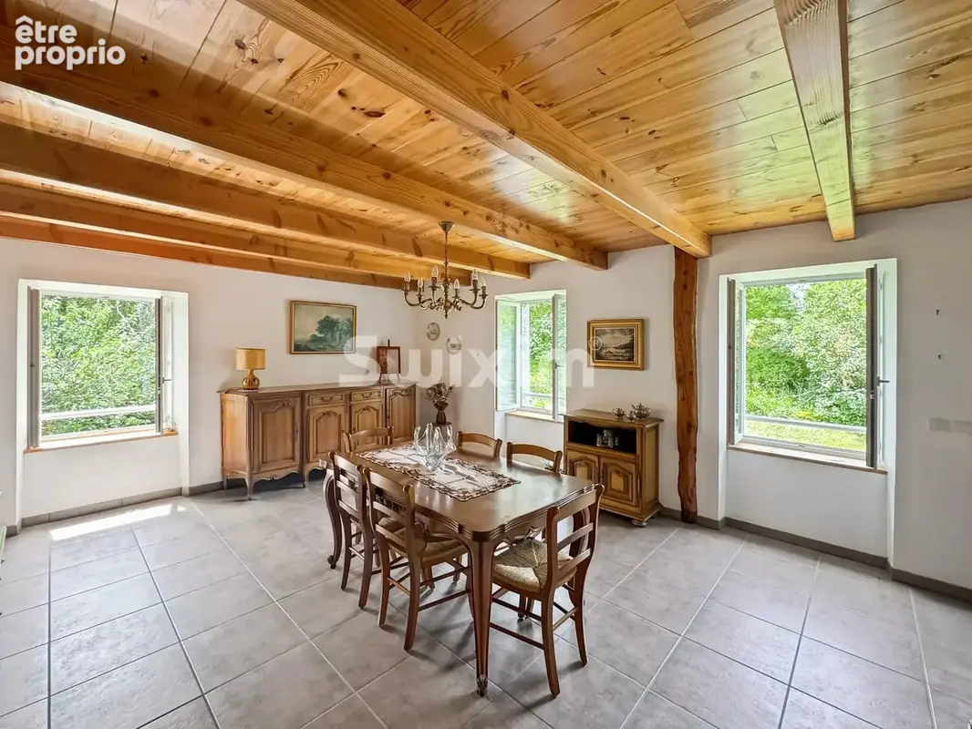 Maison de famille en pierre avec gîte, vue dégagée - photo 9