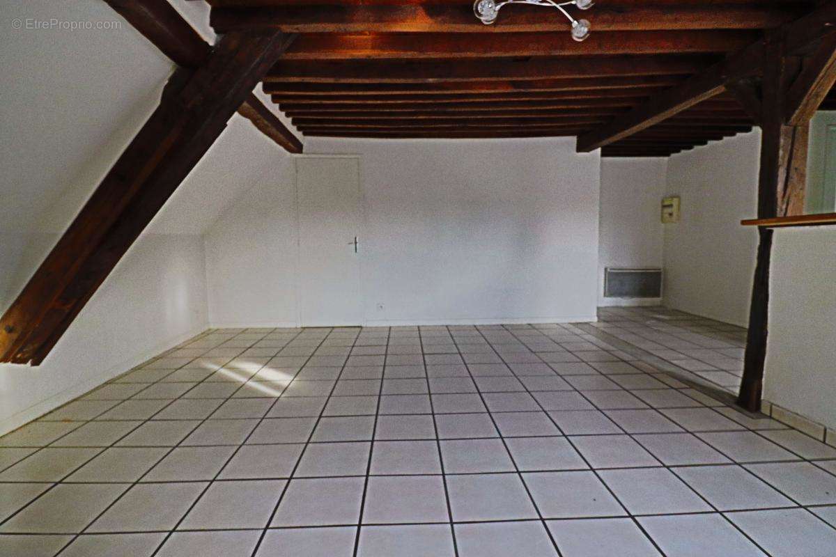Appartement à SAINT-SATUR