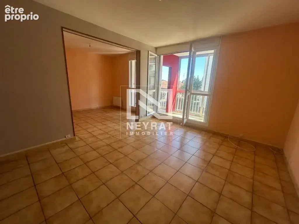 Appartement 4 pièces 84 m² à vendre à Digoin (71160) - photo 2