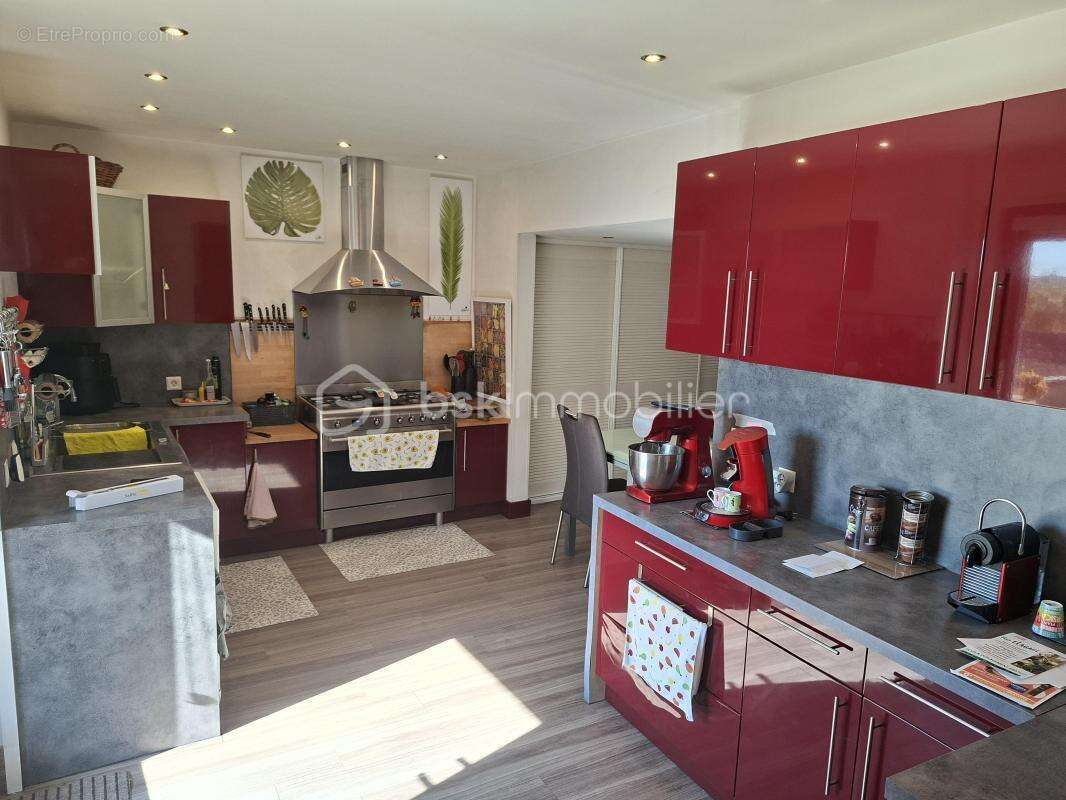 Maison de village atypique avec piscine  125 m2 habitable - photo 2
