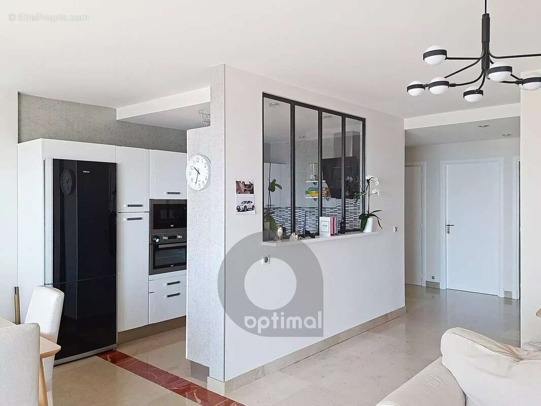 Appartement à ROQUEBRUNE-CAP-MARTIN
