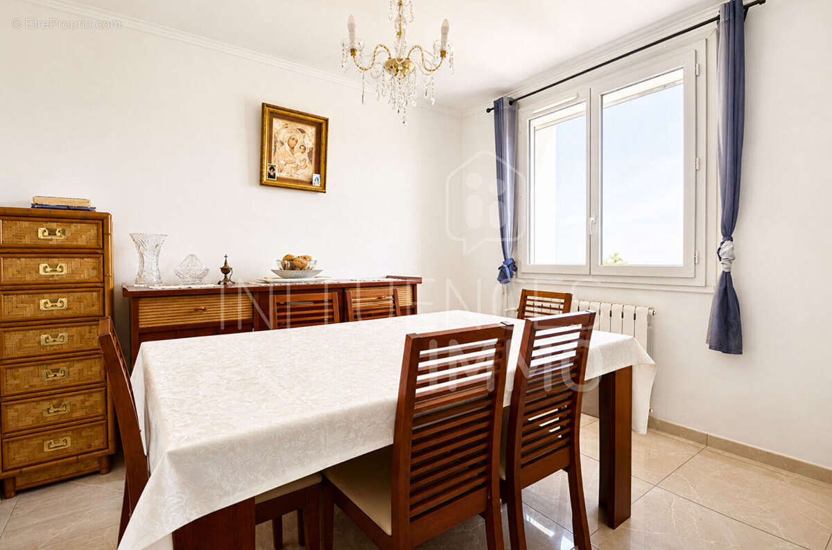 Appartement à BOURG-LES-VALENCE