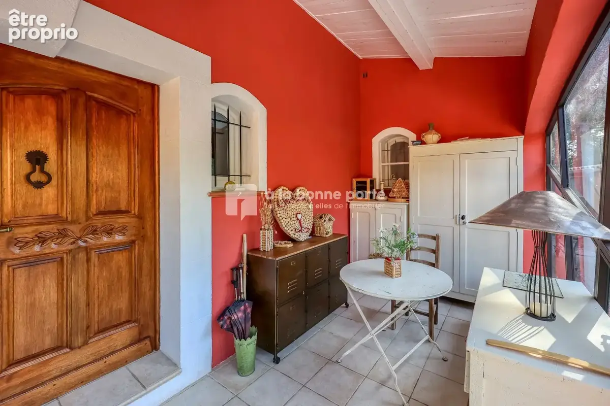 Maison 6 pièces 190 m² à vendre à La Cadiere-D'azur (83740) - photo 6