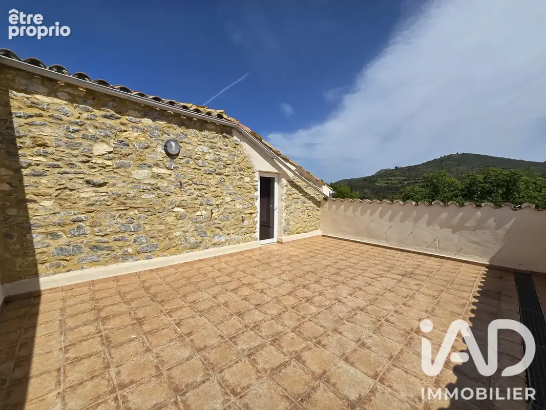 Photo 1 - Maison à VILLENEUVE-LES-CORBIERES