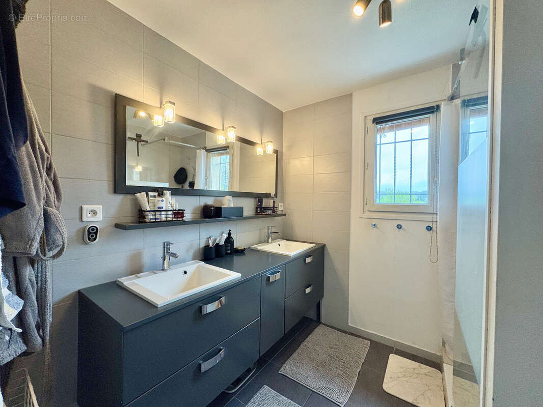 Maison à VAISON-LA-ROMAINE