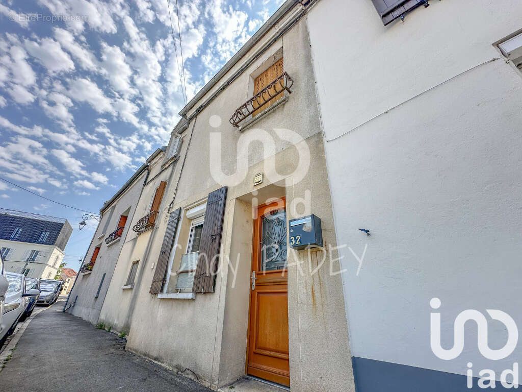 Photo 9 - Appartement à ESBLY