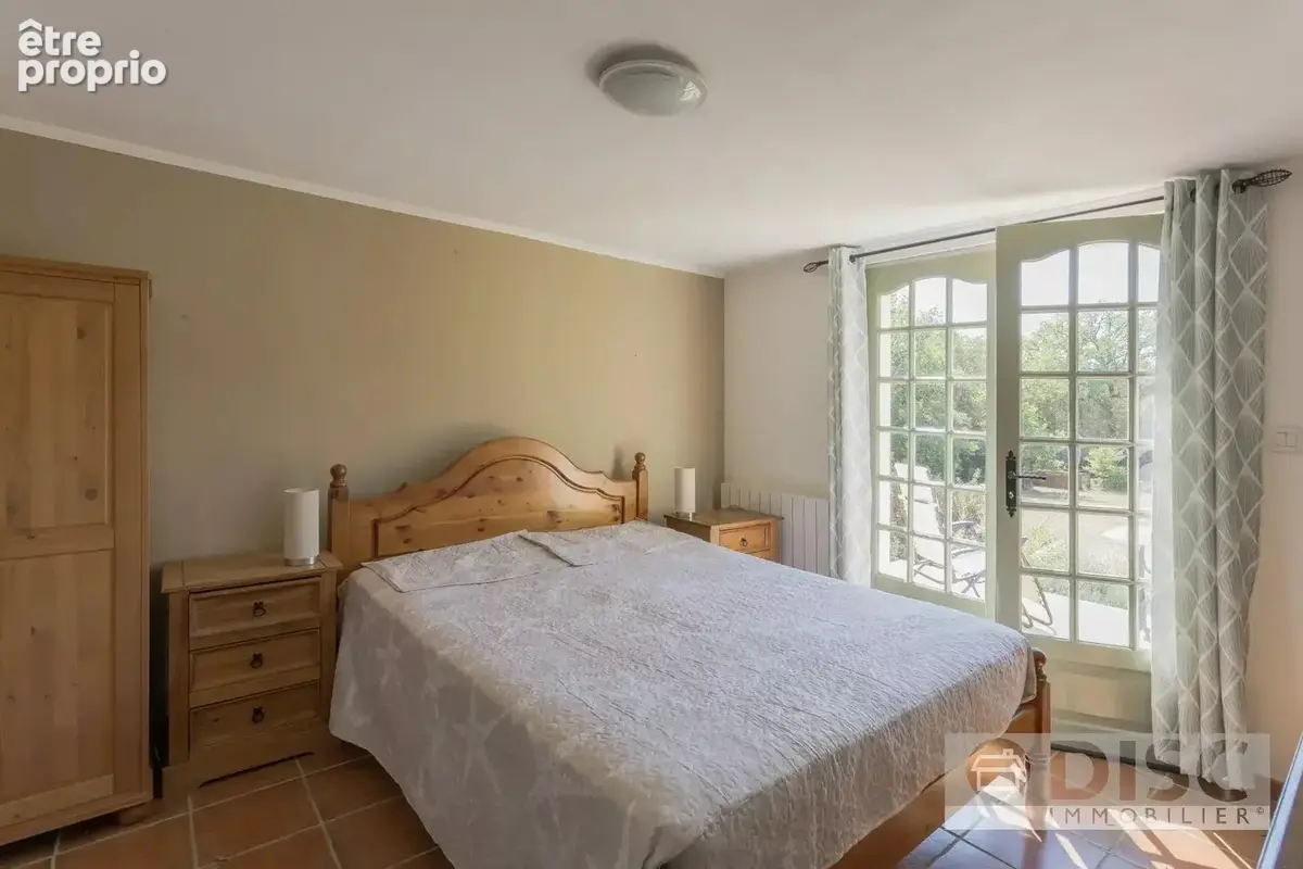 Belle et spacieuse propriété en pierre avec piscine et 3,8 hectares de terrain. - photo 28