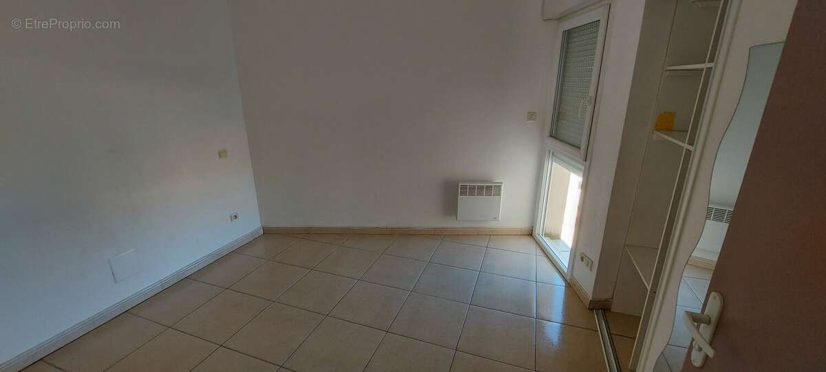 AGDE- Emplacement unique, pour ce type 3 - photo 17