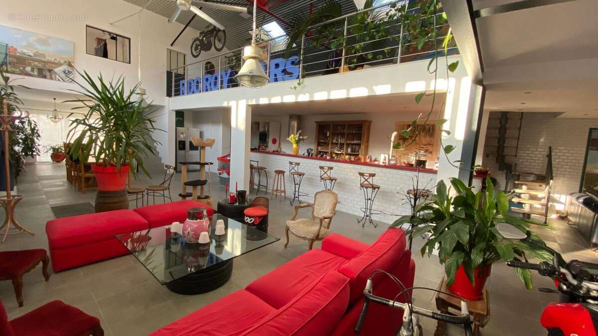 Appartement à SAINT-MAUR-DES-FOSSES
