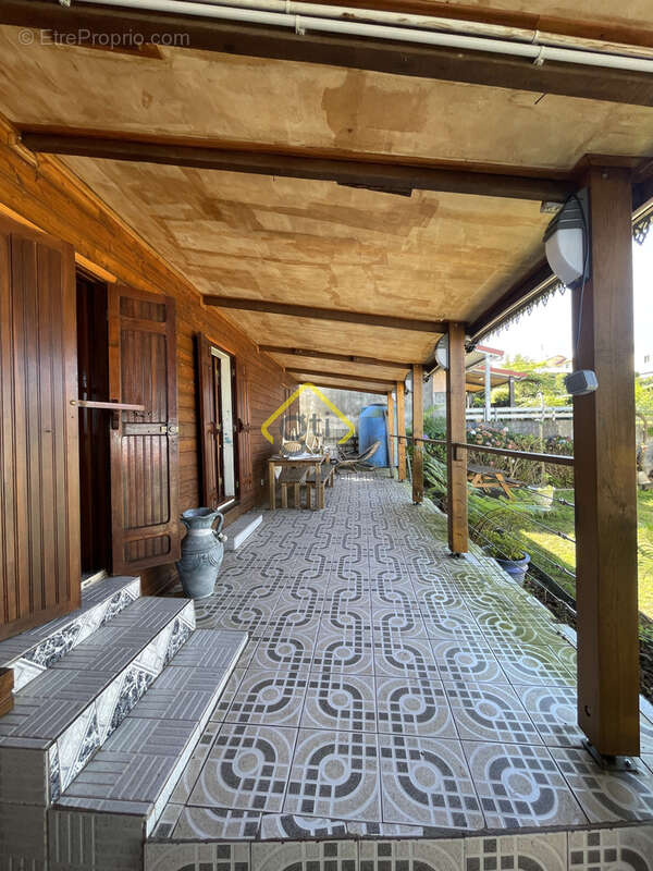 Vends charmante maison avec superbe vue à la Plaine des cafres - photo 6