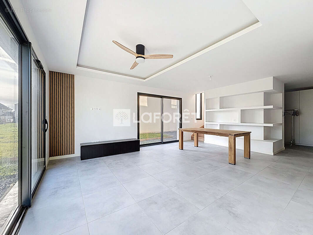 Maison à BLAINVILLE-SUR-ORNE