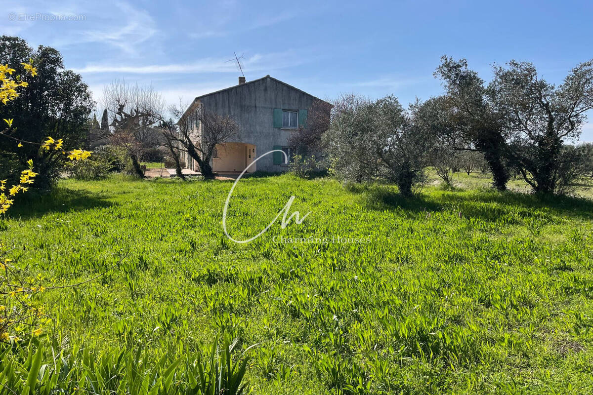 Maison à CHATEAURENARD