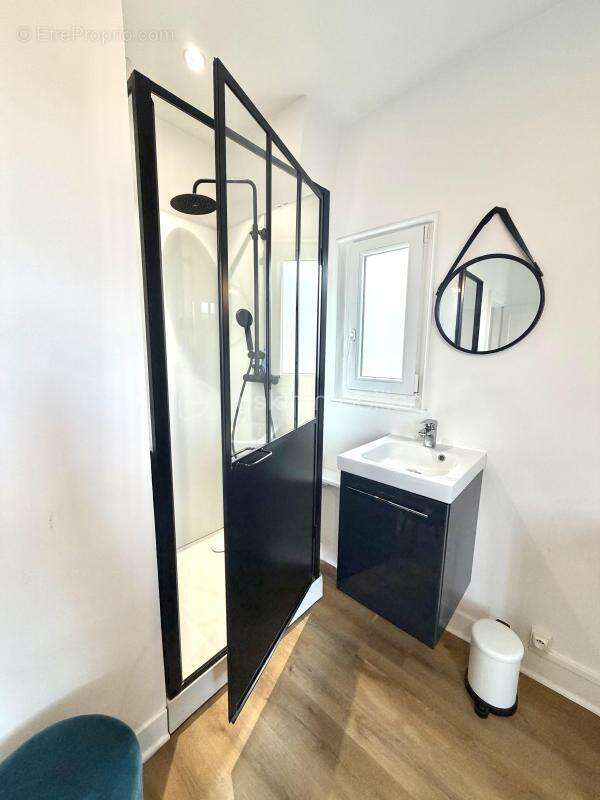 Centre ville de Louviers 27400 - maison 2 chambres, cave, garage et jardin clos de murs ! - photo 12