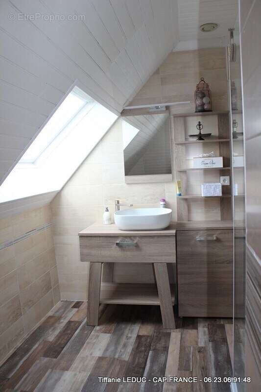 Maison à VILLEDIEU-LES-POELES