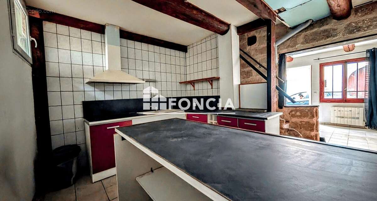 Maison à MONTAGNAC