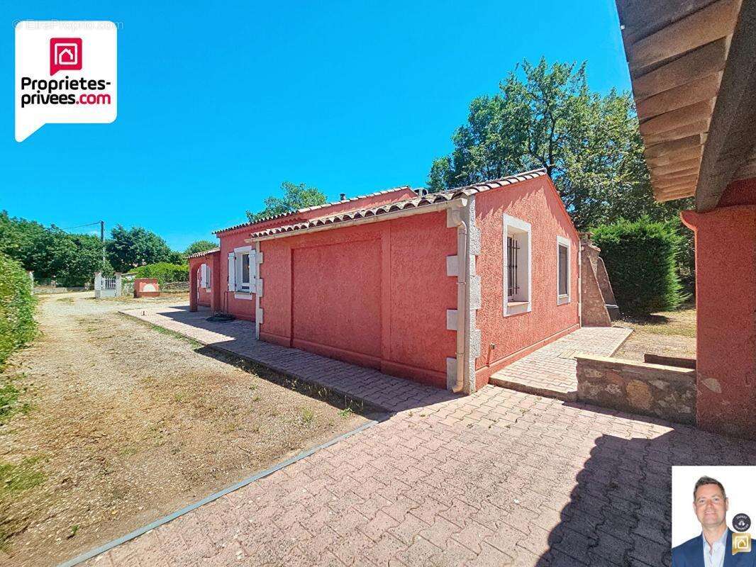 Maison à SAINT-CEZAIRE-SUR-SIAGNE