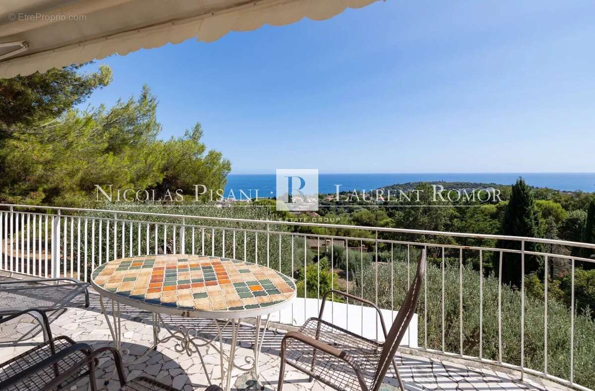 Maison à ROQUEBRUNE-CAP-MARTIN