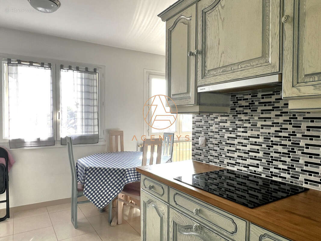 Appartement à CHAMPIGNY-SUR-MARNE