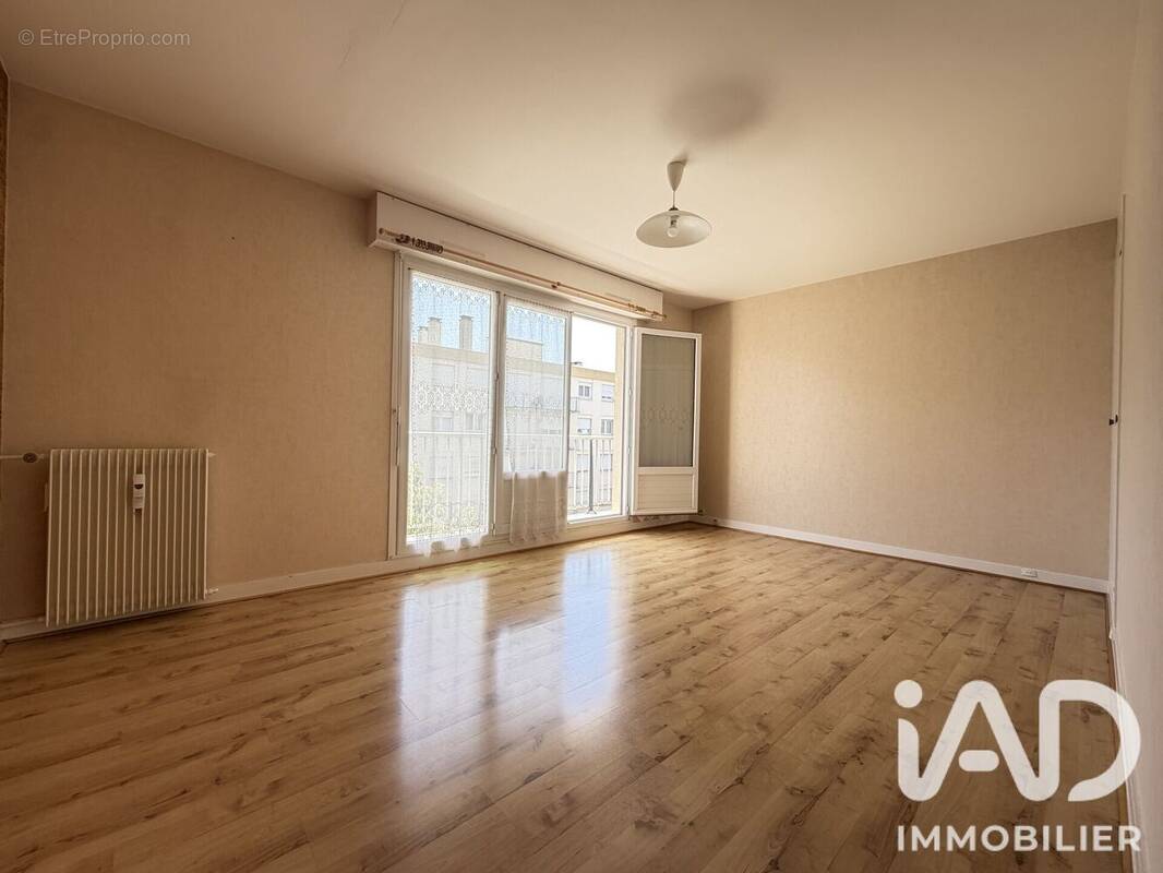 Photo 1 - Appartement à BRETIGNY-SUR-ORGE