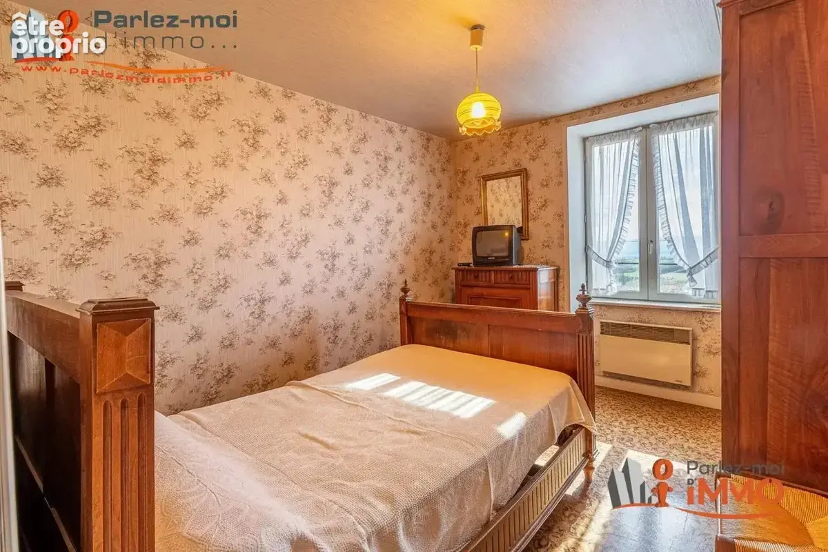 À vendre - Maison de campagne, 8 pièces 15mn Tarare - photo 13