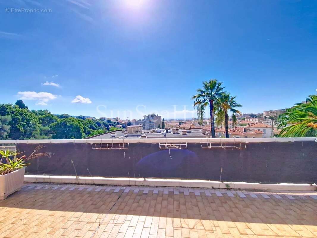 Appartement à NICE