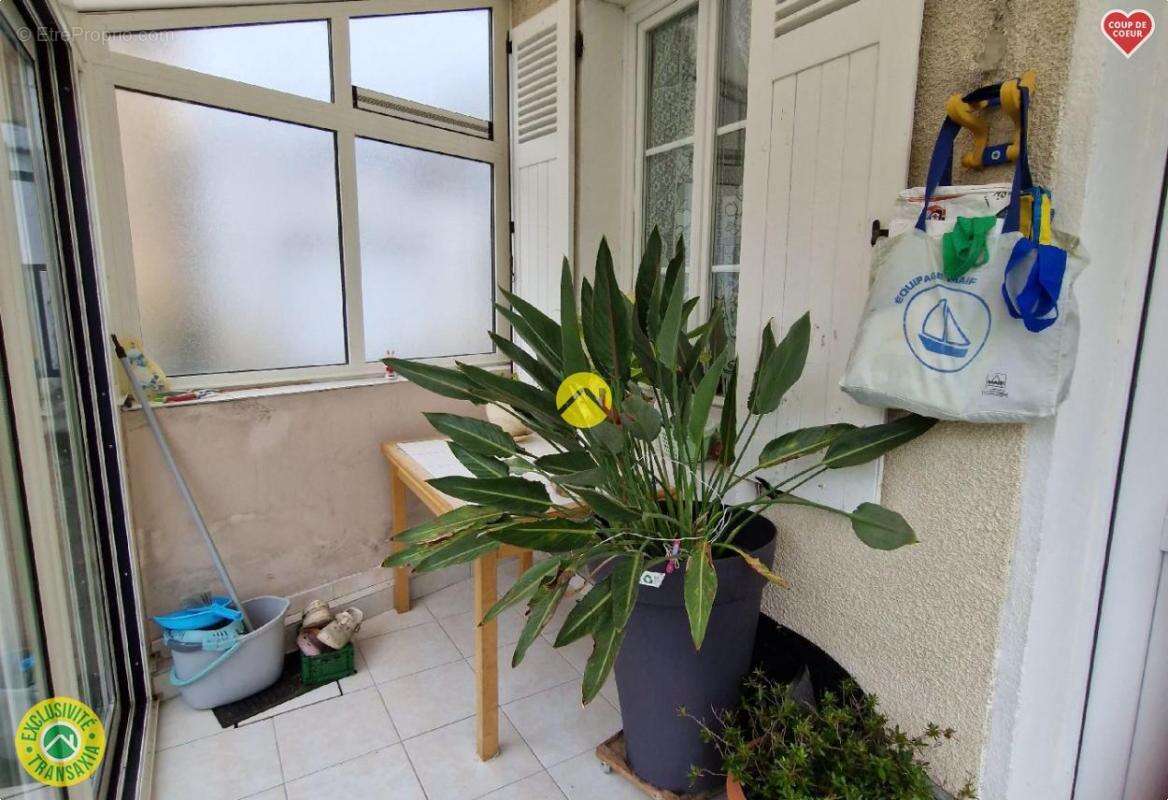 Maison à LA GUERCHE-SUR-L'AUBOIS