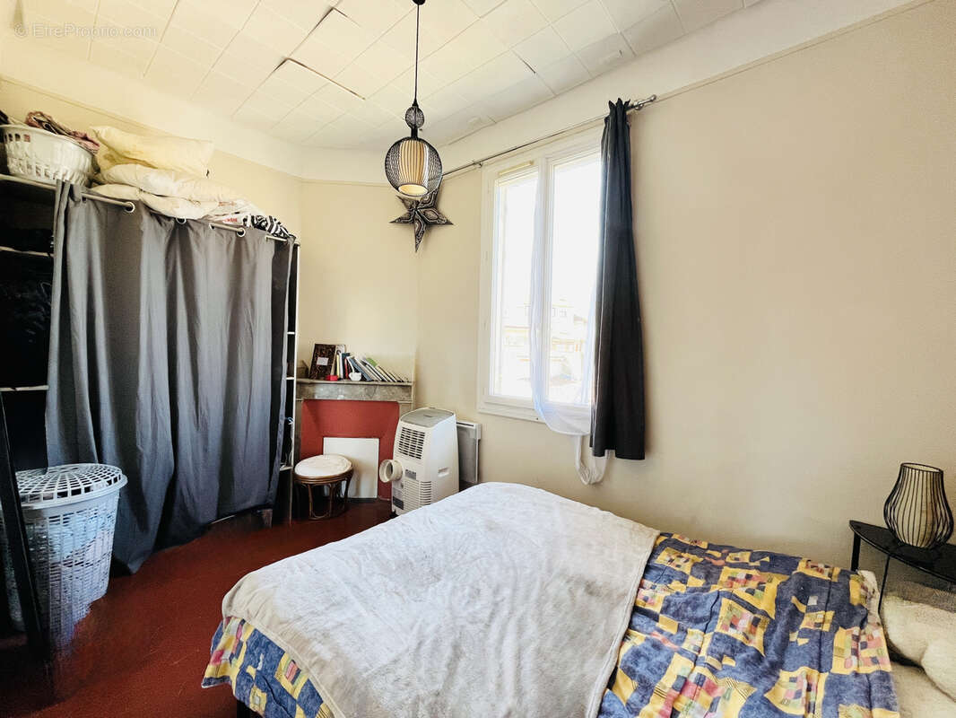 Appartement à MARSEILLE-6E