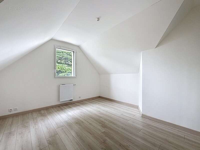 Maison à NOTRE-DAME-D&#039;OE