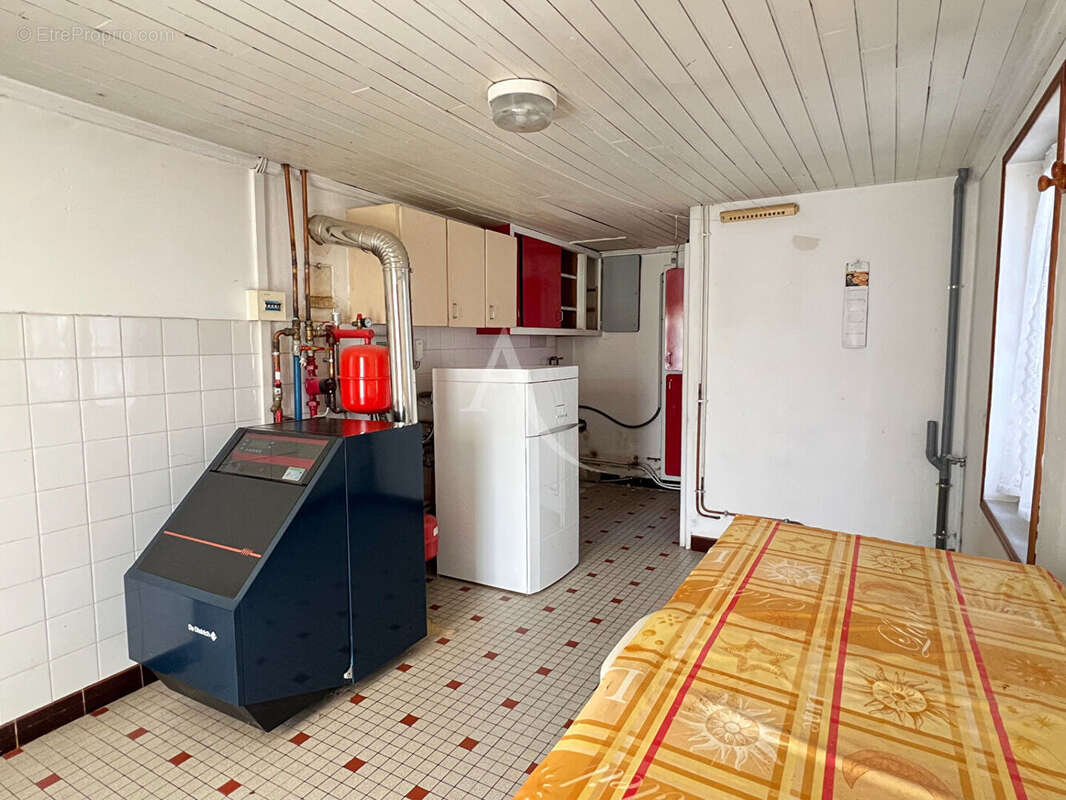 Maison à MOUZEUIL-SAINT-MARTIN