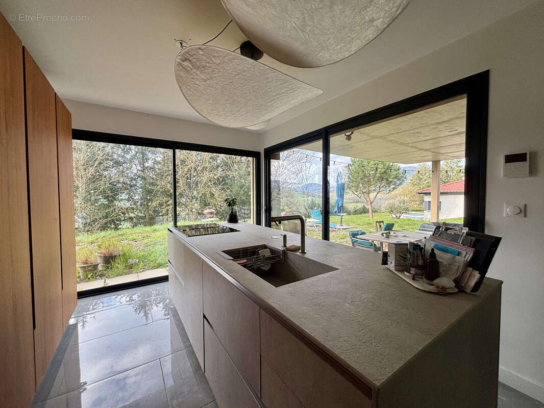 Maison à SAINT-FORGEUX