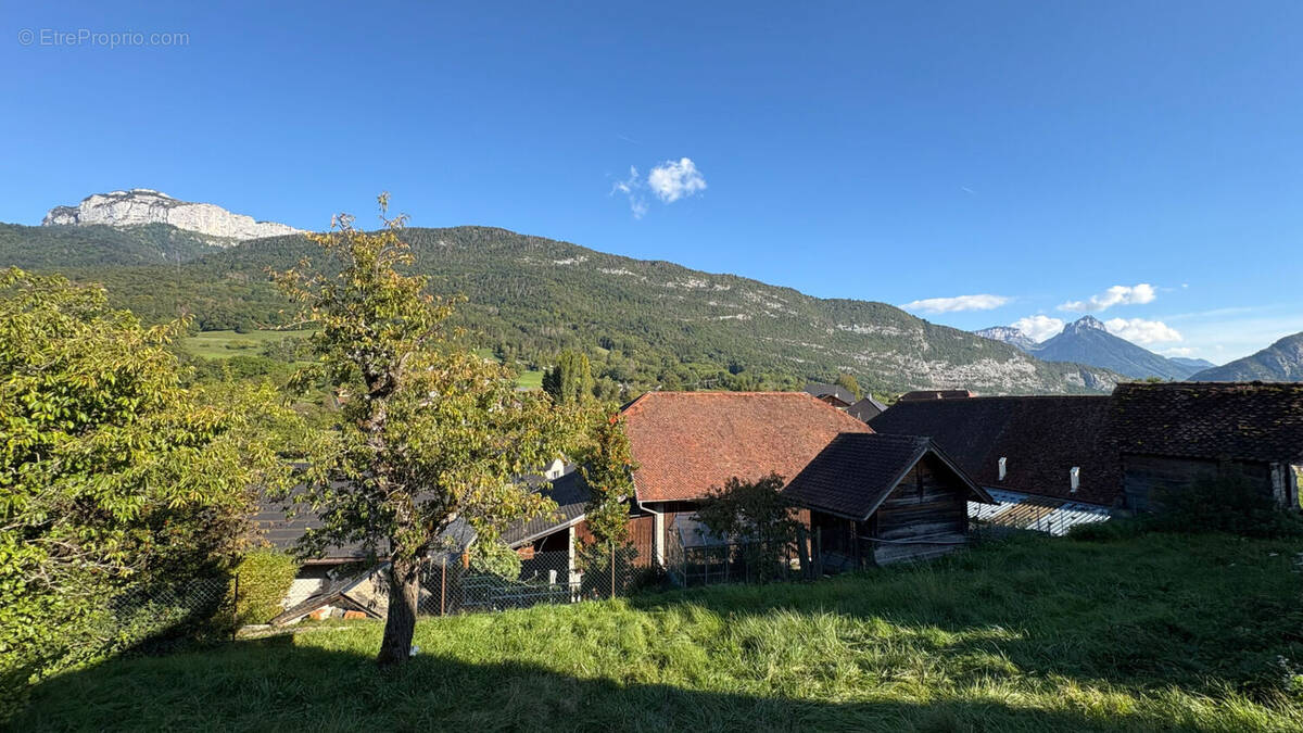 Appartement à NAVES-PARMELAN