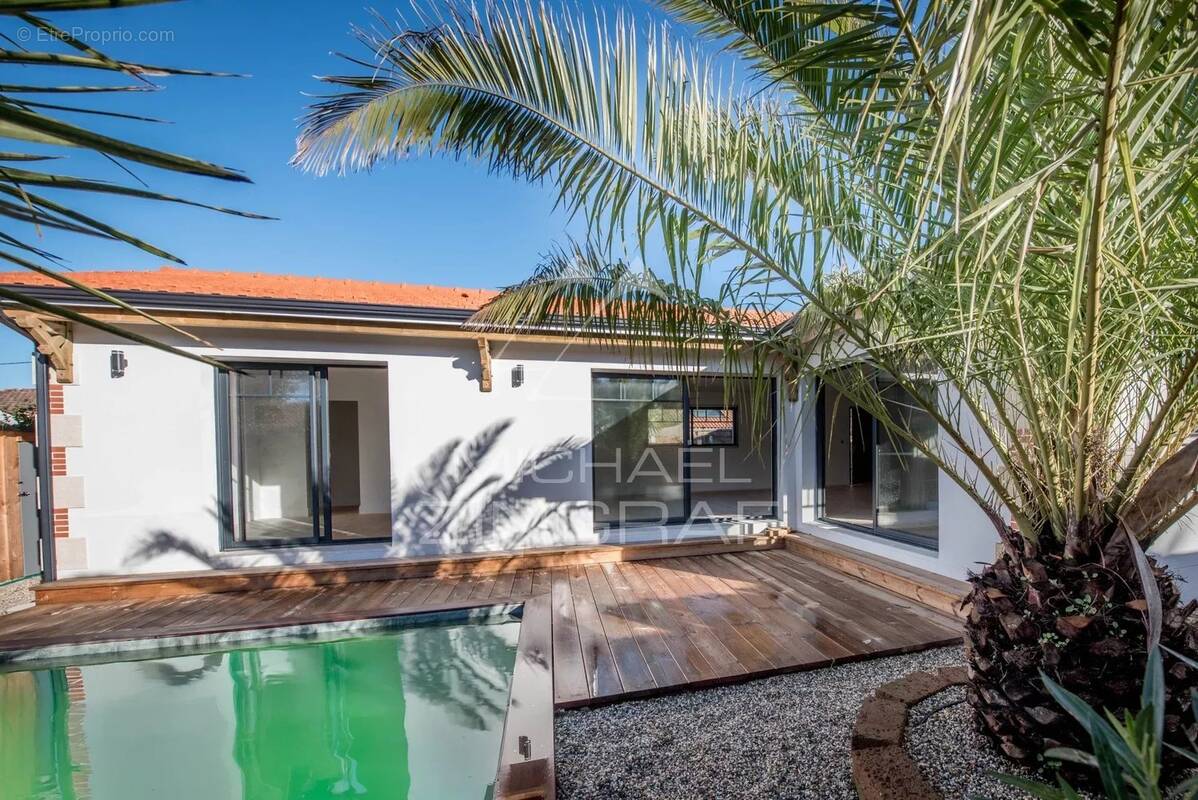 Maison à GUJAN-MESTRAS