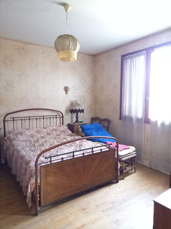 Maison à SAINT-CIERS-DE-CANESSE