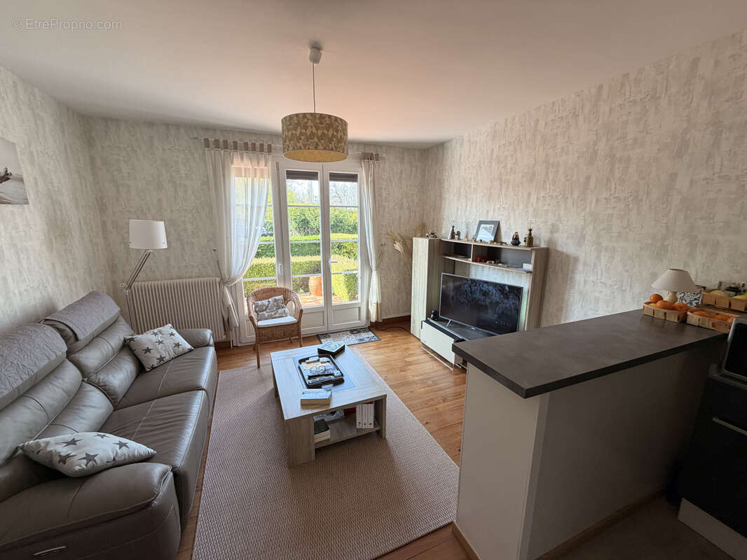 Maison à FRIAUCOURT