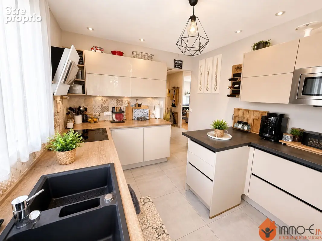 Maison 160 m² à Esbly  - photo 4