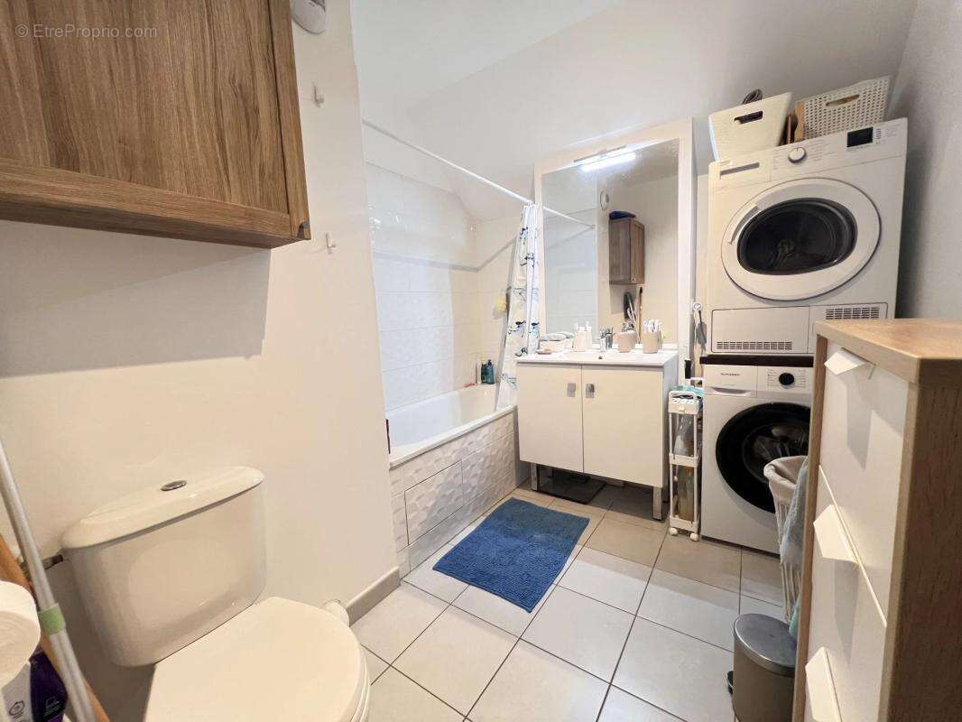 Appartement à ELANCOURT