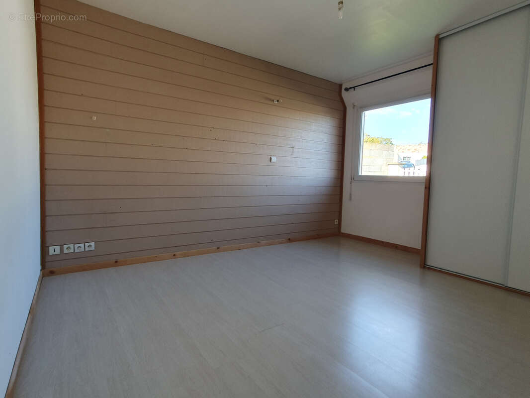 Maison à SAINT-DENIS-DU-PAYRE