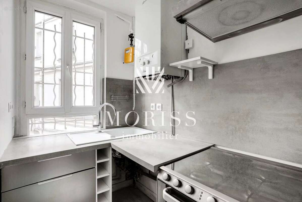 Appartement à PARIS-18E