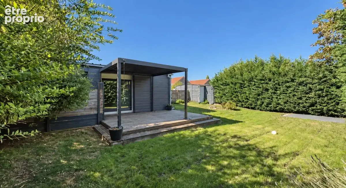 Maison semi-individuelle avec jardin et stationnements - photo 9