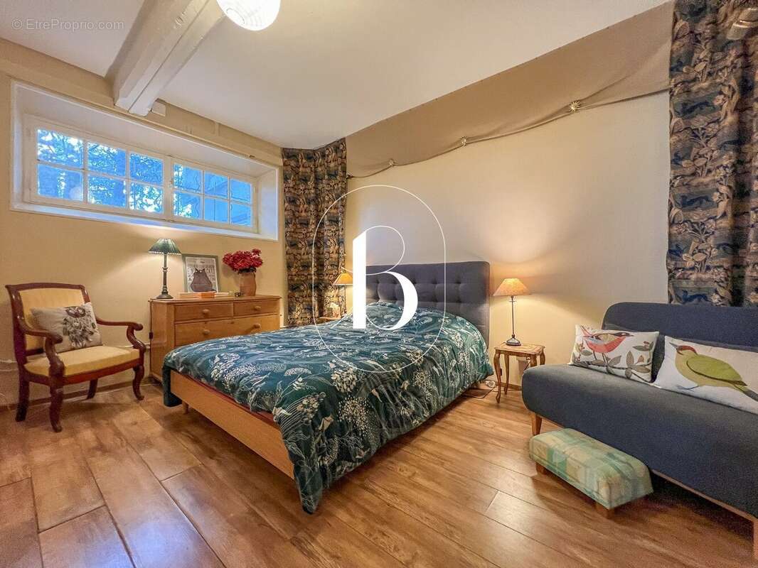 Maison à VALLON-PONT-D'ARC