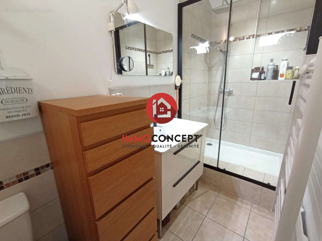 Maison à BAGNOLS-SUR-CEZE