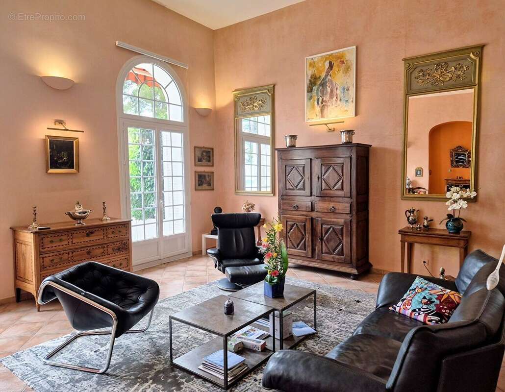 Appartement à HYERES