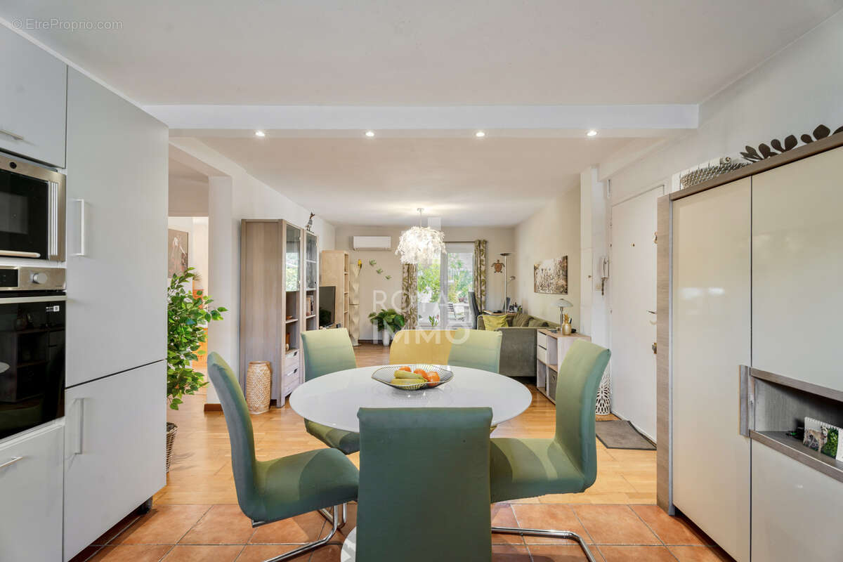 Appartement à LE PRADET