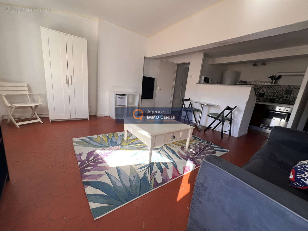 Appartement à LA VALETTE-DU-VAR